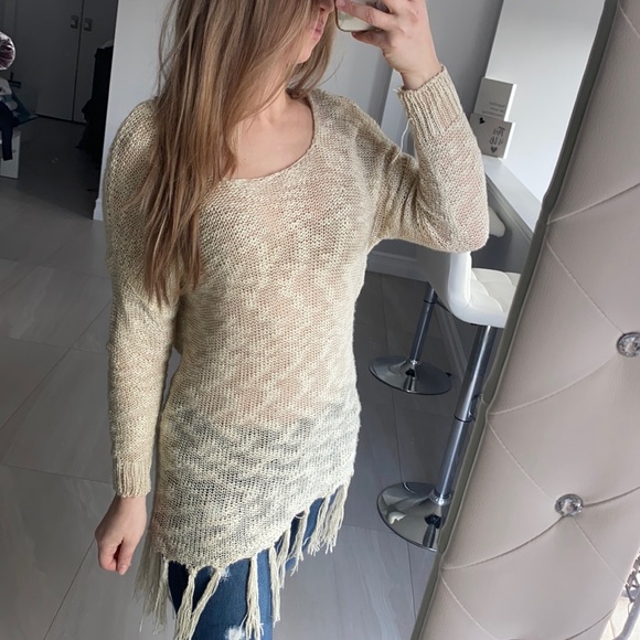 Fringe Sweater - Picture 7 of 7